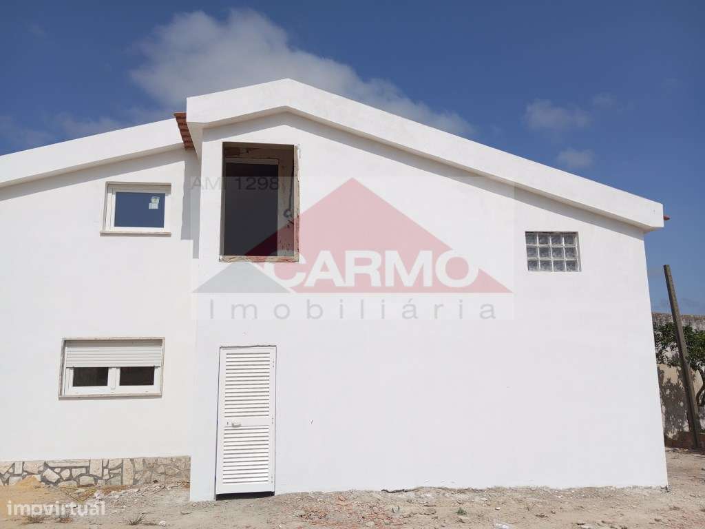 Arrenda-se Moradia T3 na Atalaia.(Disponível em Setembro). - Grande imagem: 2/6