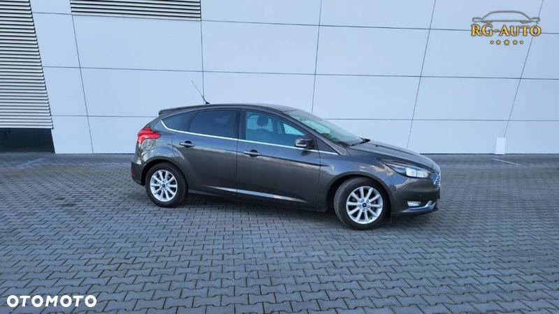 Ford Focus - 7