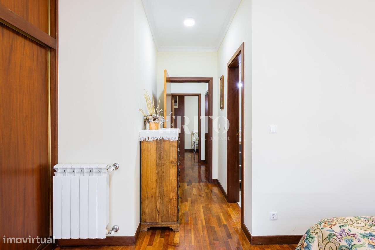 Moradia com Alojamento Local-7