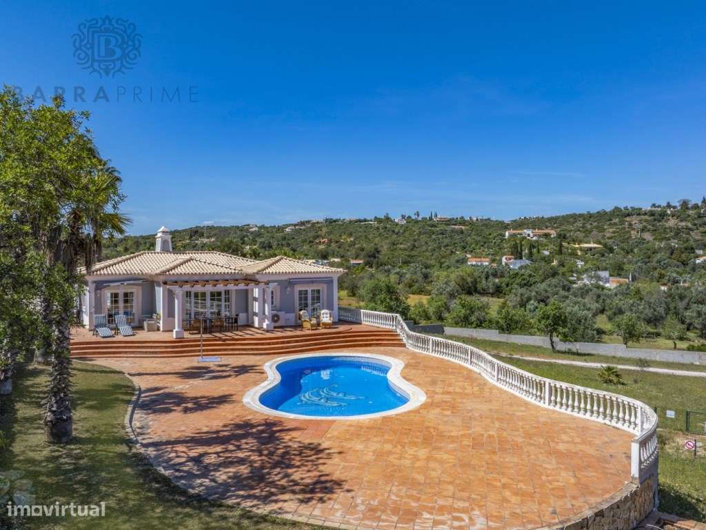 Moradia Tradicional com 3 Quartos em Boliqueime - Grande imagem: 4/13