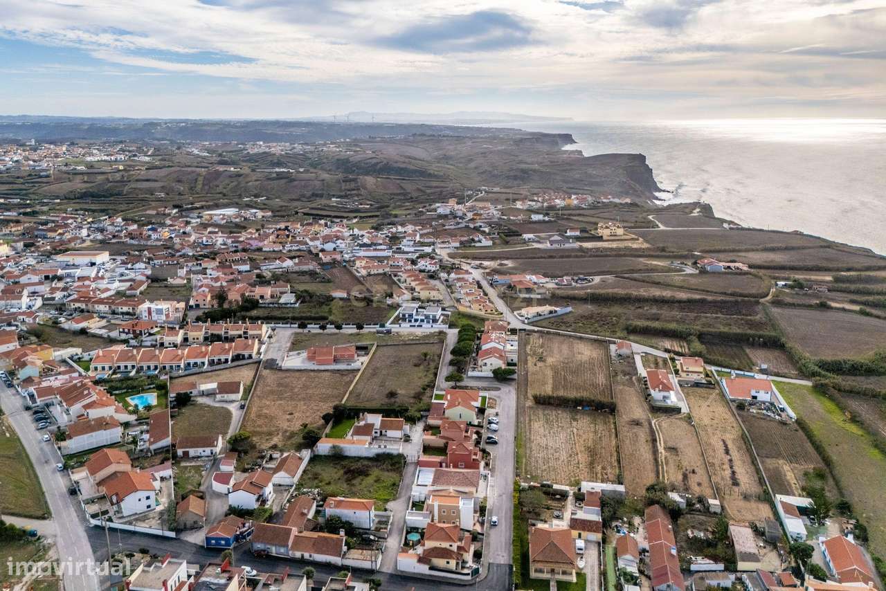 MORADIA ISOLADA TÉRREA T3 COM PISCINA AQUECIDA - ASSENTA (São Pedro d-39