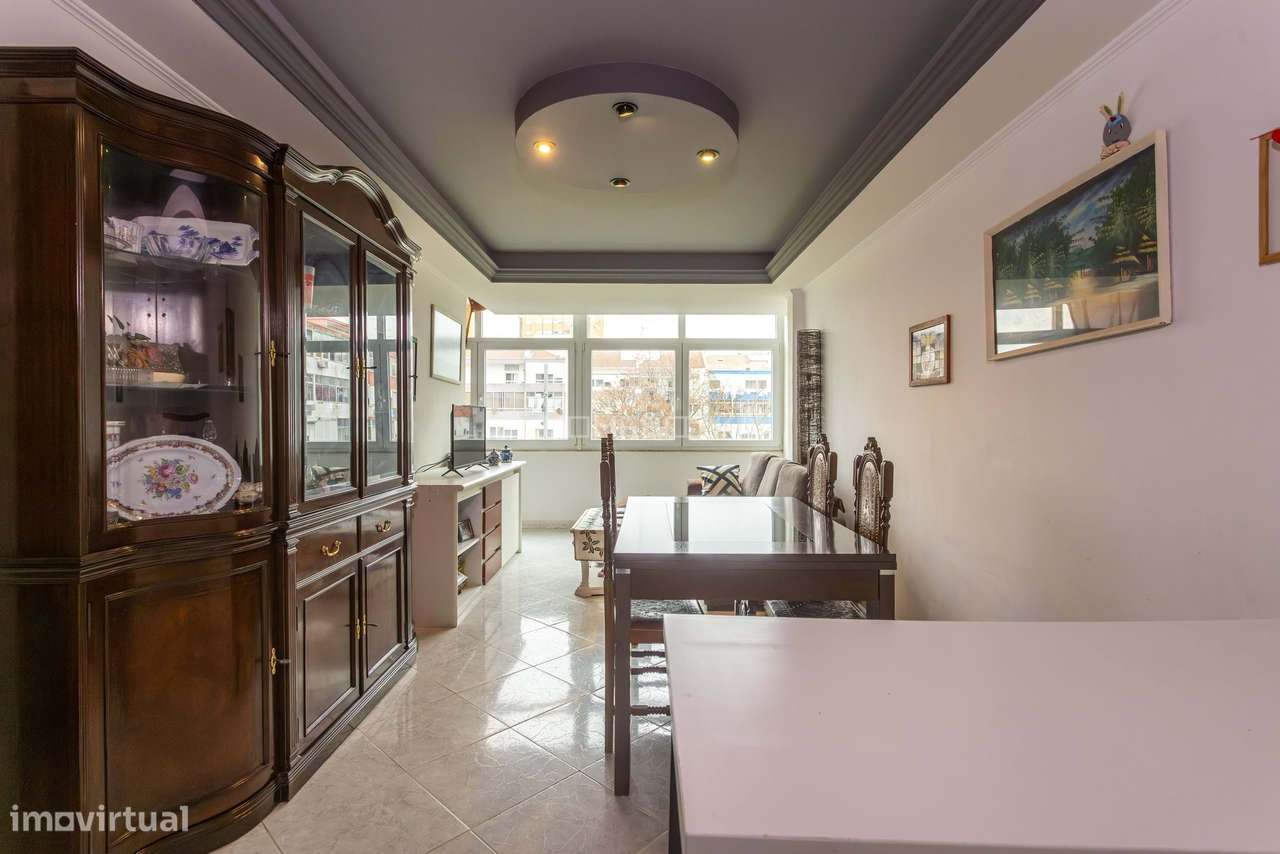 Apartamento T2-  Centro da Amora-19