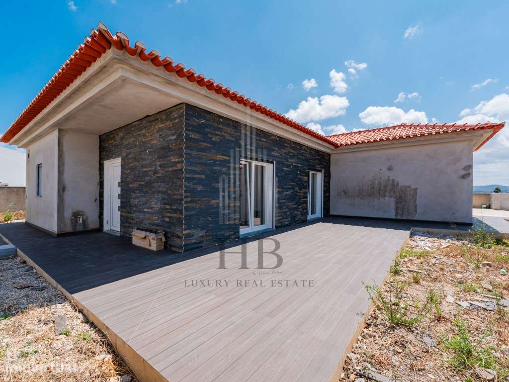 Exclusiva Moradia T3 Térrea com Jardim Privativo e Vista Serra |Fai...-13