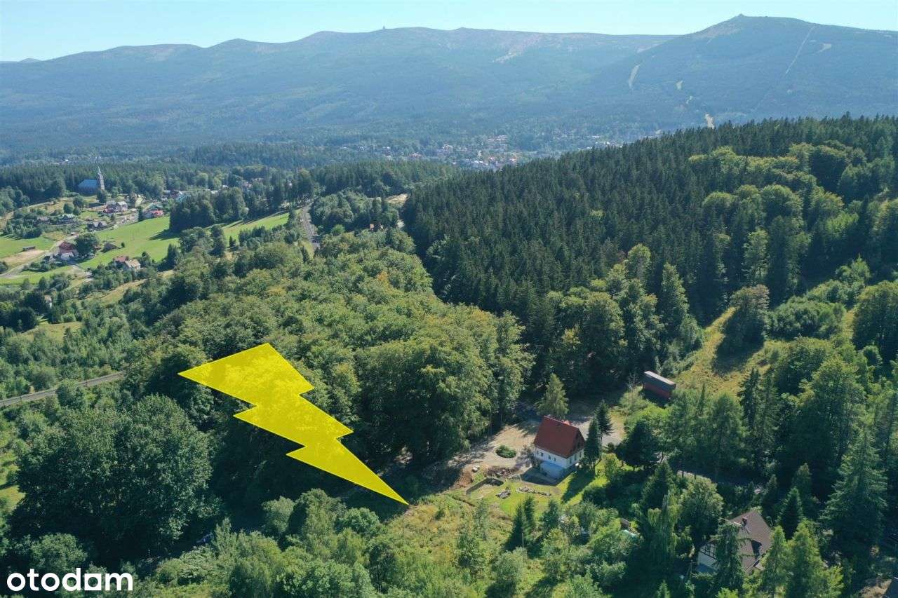 Nowoczesny dom w tradycyjnej zabudowie sudeckiej. - Pełny obrazek: 4/5