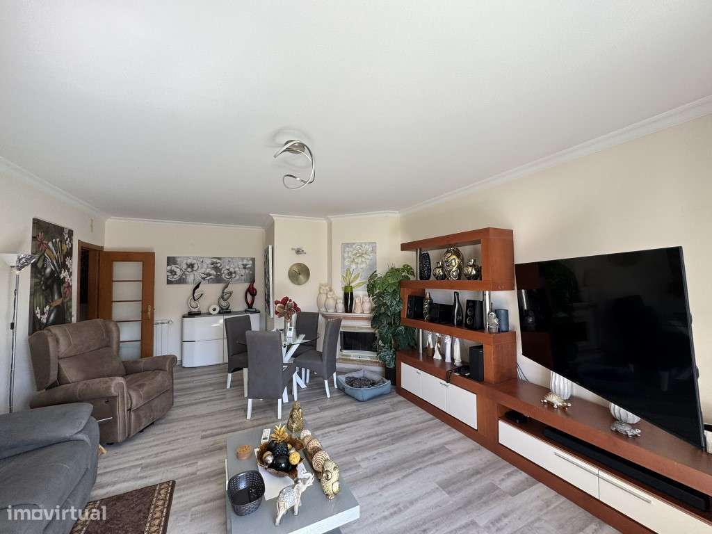 Venda apartamento T2 Figueira da Foz - Grande imagem: 2/29