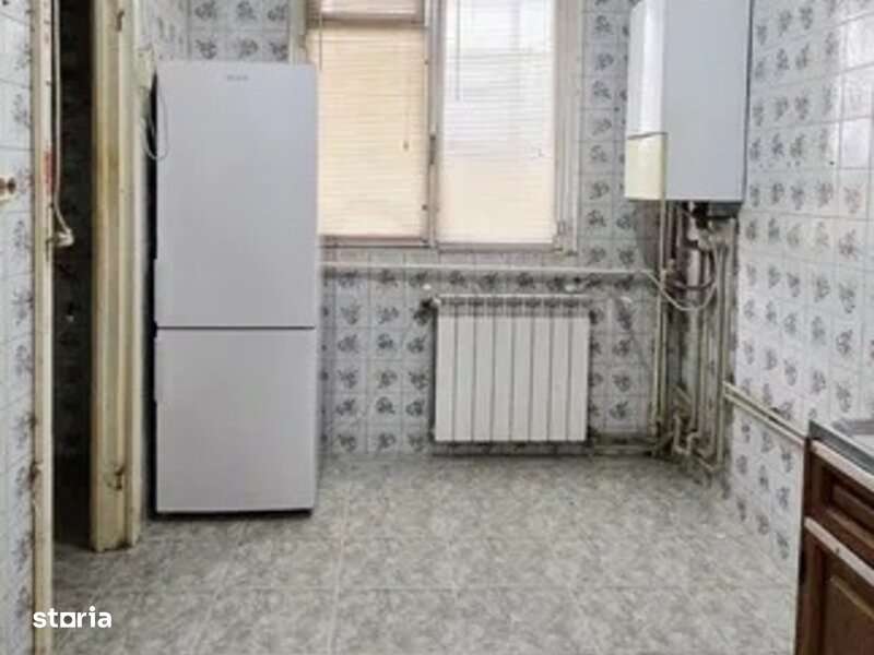 3 Camere decomandat - Centrala-Drumul Taberei - Lovinescu