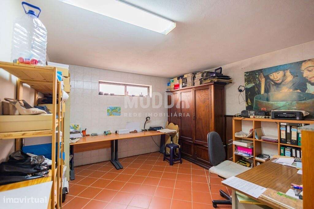 Moradia T4+ com Jardim e Pomar em Escapães, Santa Maria da Feira-26