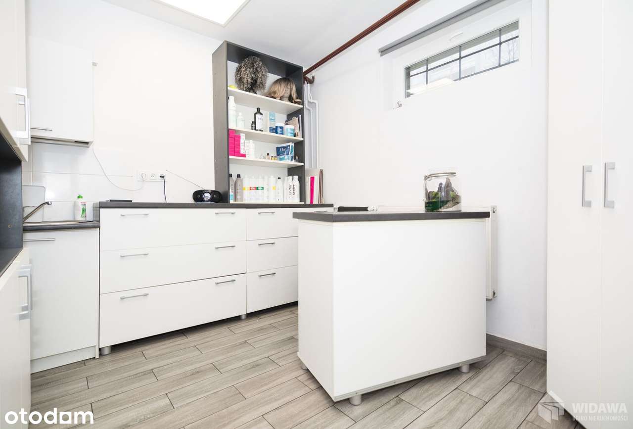 Na sprzedaz lokal użytkowy w ok ul Bajana-10