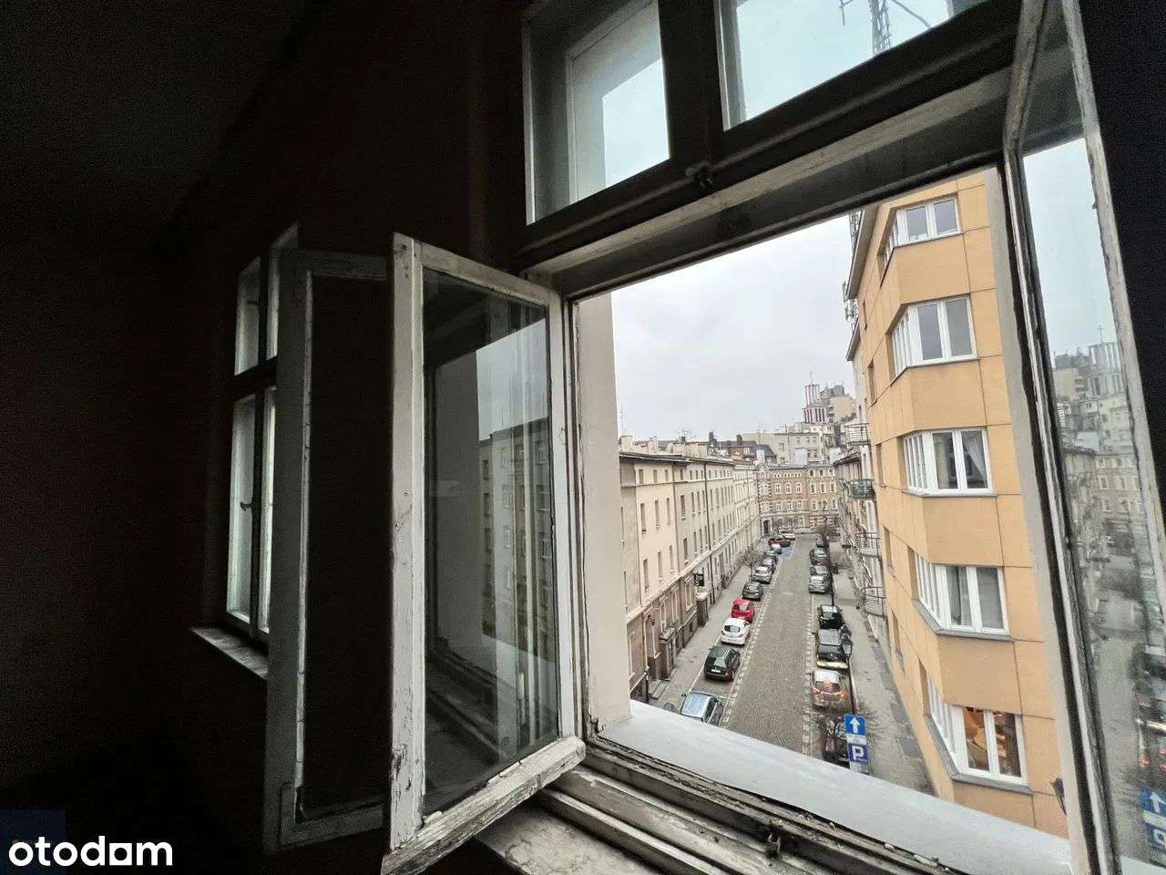 Ścisłe centrum, obok dworca. BEZ PROWIZJI-2