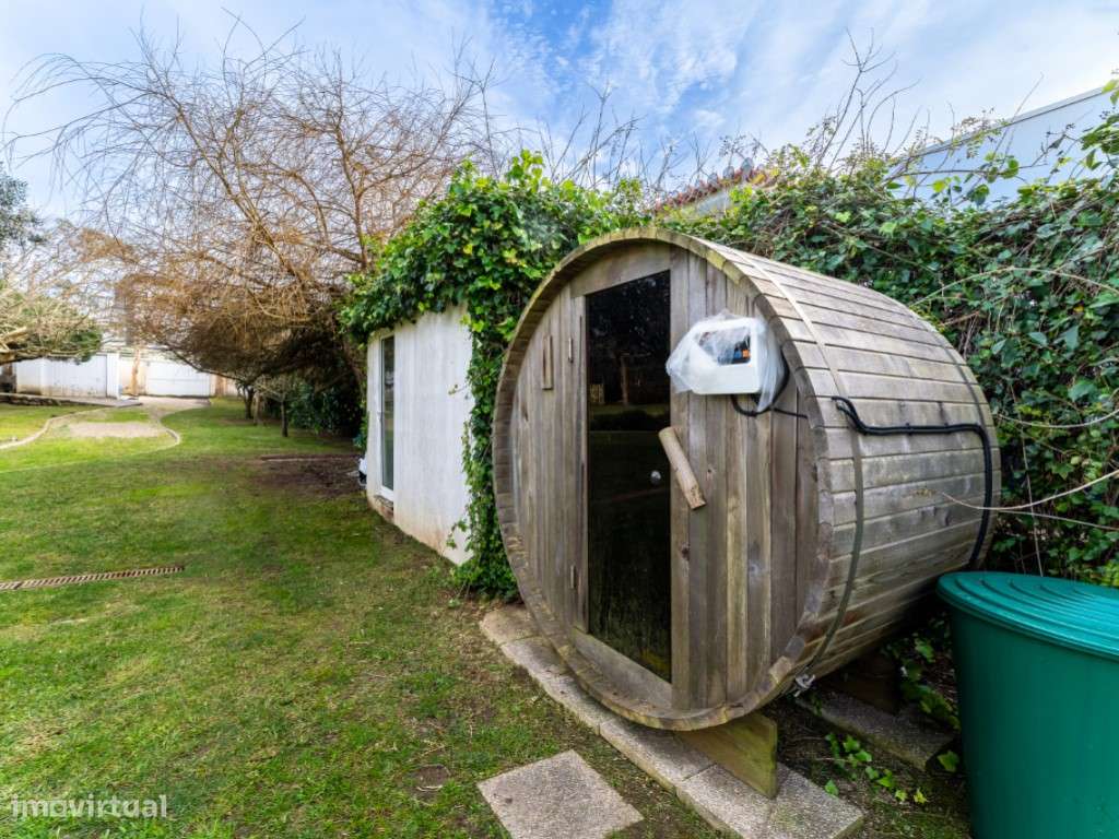 Fantástica moradia situada em Venda Nova- São Martinho do Porto-47