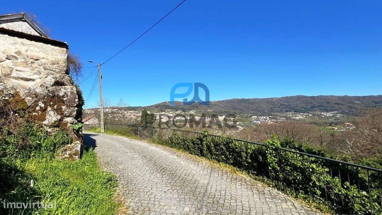 Oportunidade Única: Conjunto 3 Moradias em Granito Vistas Panorâmicas-6
