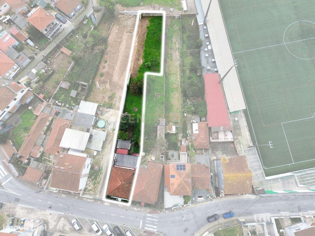 Moradia T3 em Ermesinde com Grande Quintal e Excelente Potencial de In-25