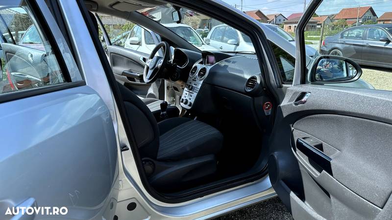 Opel Corsa 1.2i Enjoy - 18