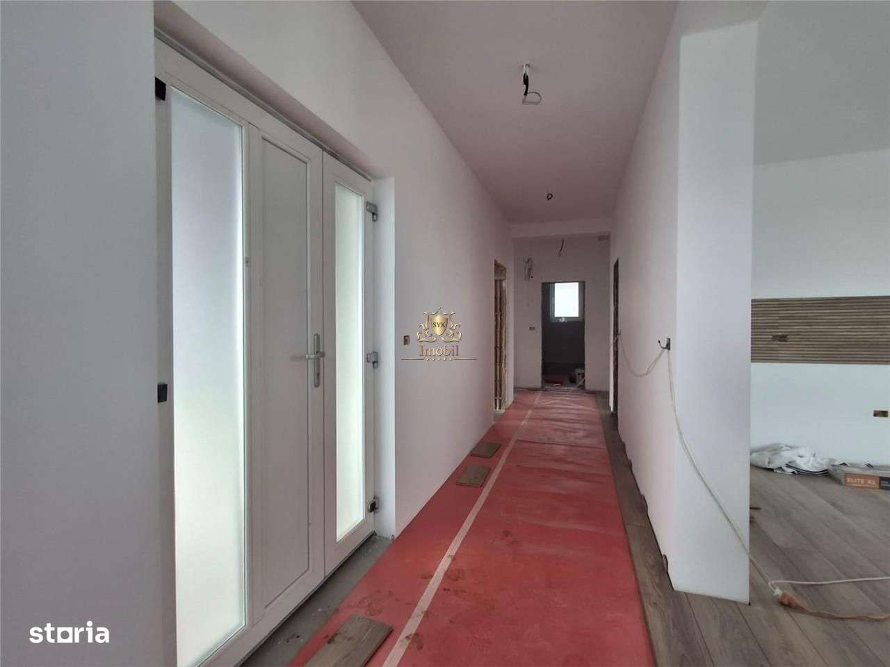 Casa pe parter  4 camere cu  2 beciuri si terasa ! centruTomesti. Fina-3