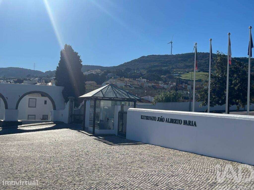 Terreno em Arruda dos Vinhos de 2482,00 m2 - Grande imagem: 4/21