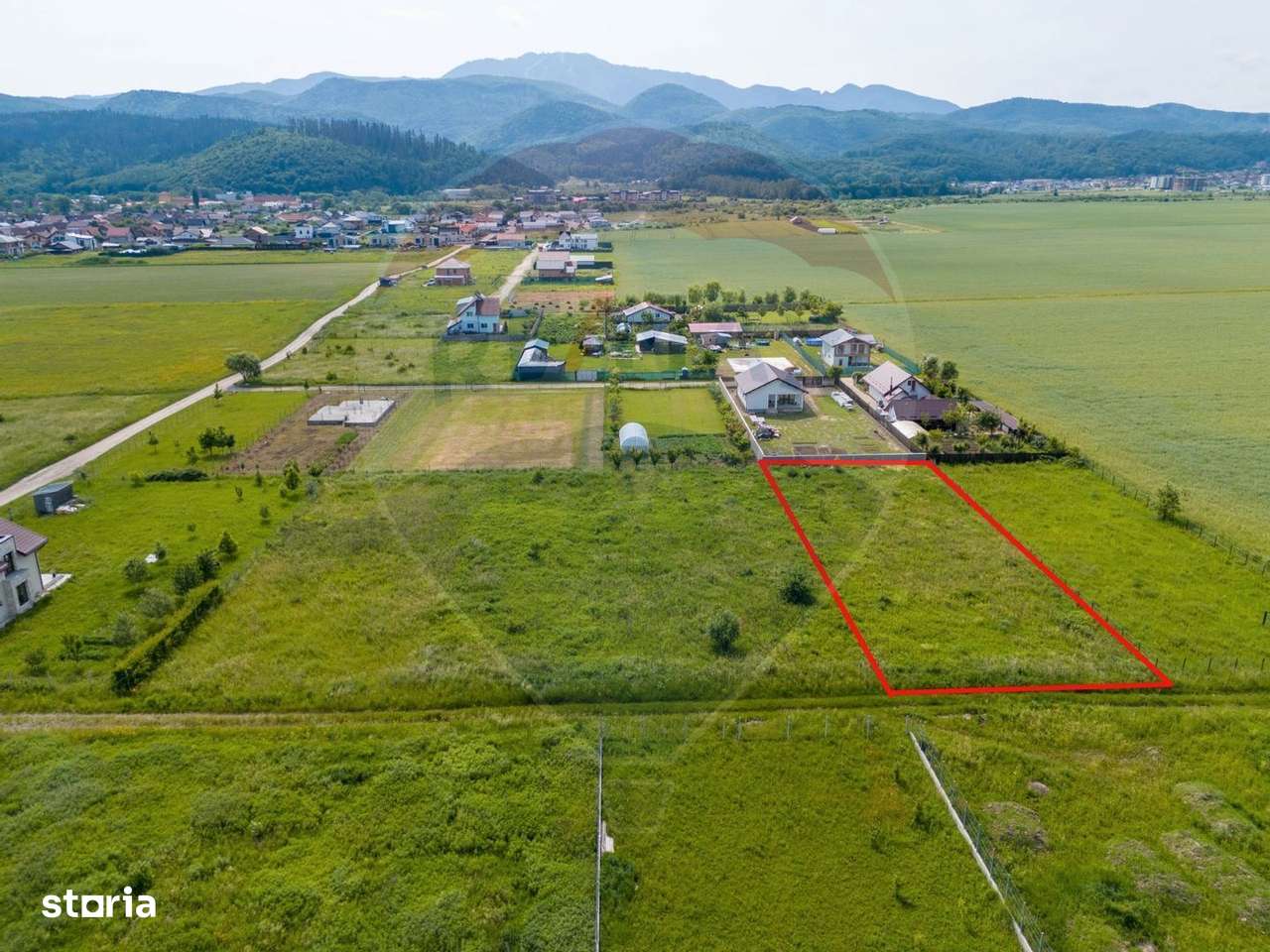 COMISION 0% | TEREN CU PUZ | 1205MP | CRISTIAN | INTRAVILAN - Imagine principală: 2/6