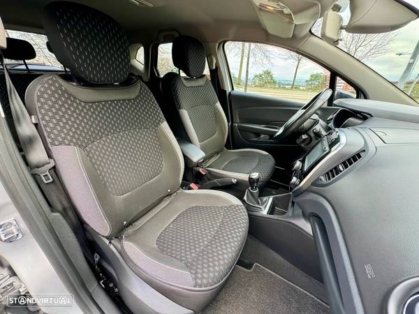 Renault Captur 1.5 dCi Exclusive - 19