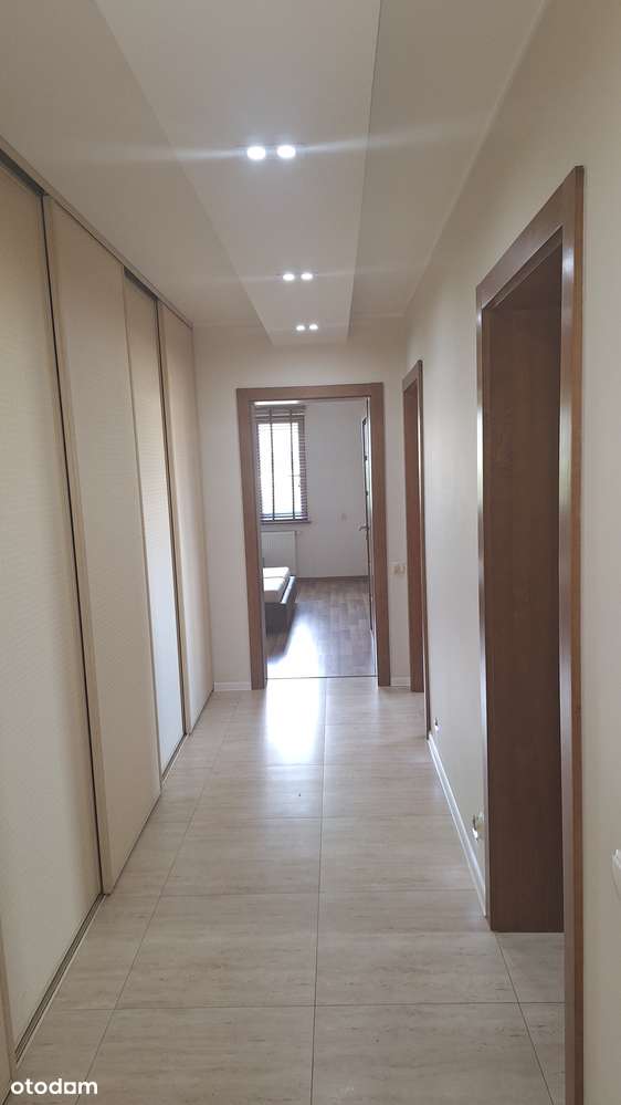 Dom 210 m² z garażem w spokojnej okolicy - Pełny obrazek: 4/9