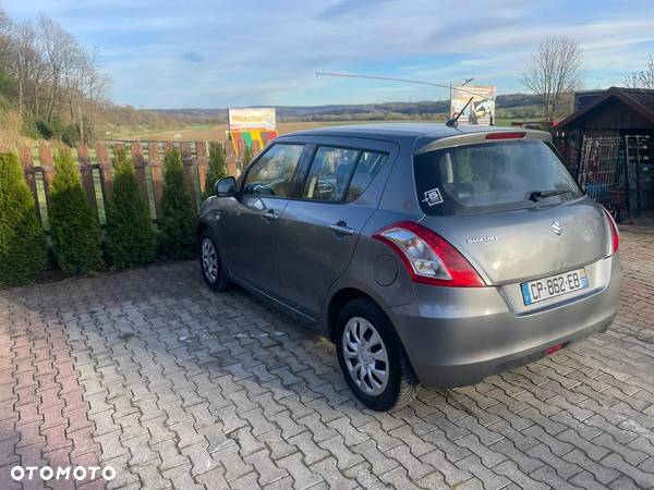 Suzuki Swift 1.3 DDiS Club - 27