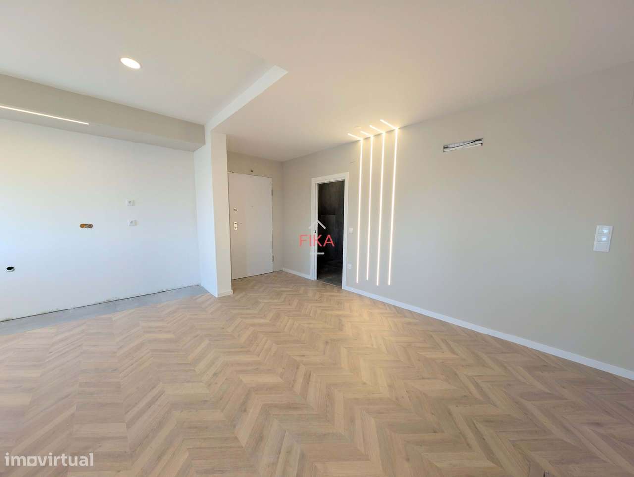 Apartamento T3 totalmente remodelado no centro de Setúbal-4