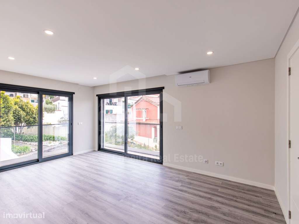 Vende Moradia T5 - Malveira 9km, A Casa das Casas-29