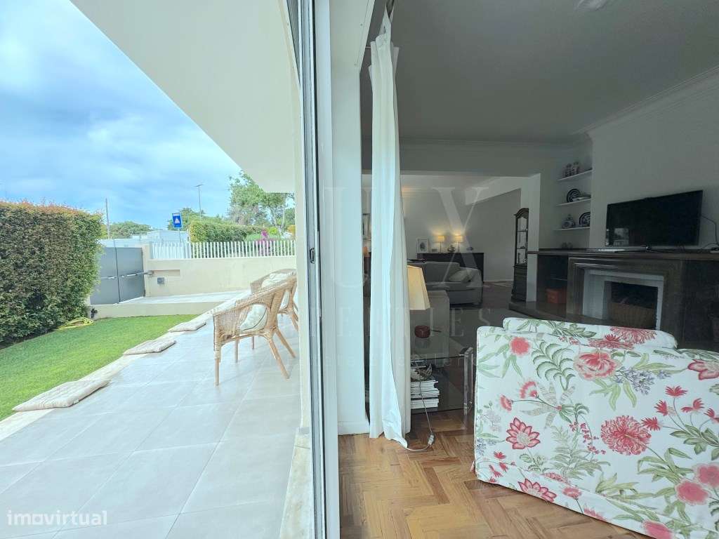 MORADIA DE CHARME EM LOCALIZAÇÃO NOBRE DE CASCAIS-9