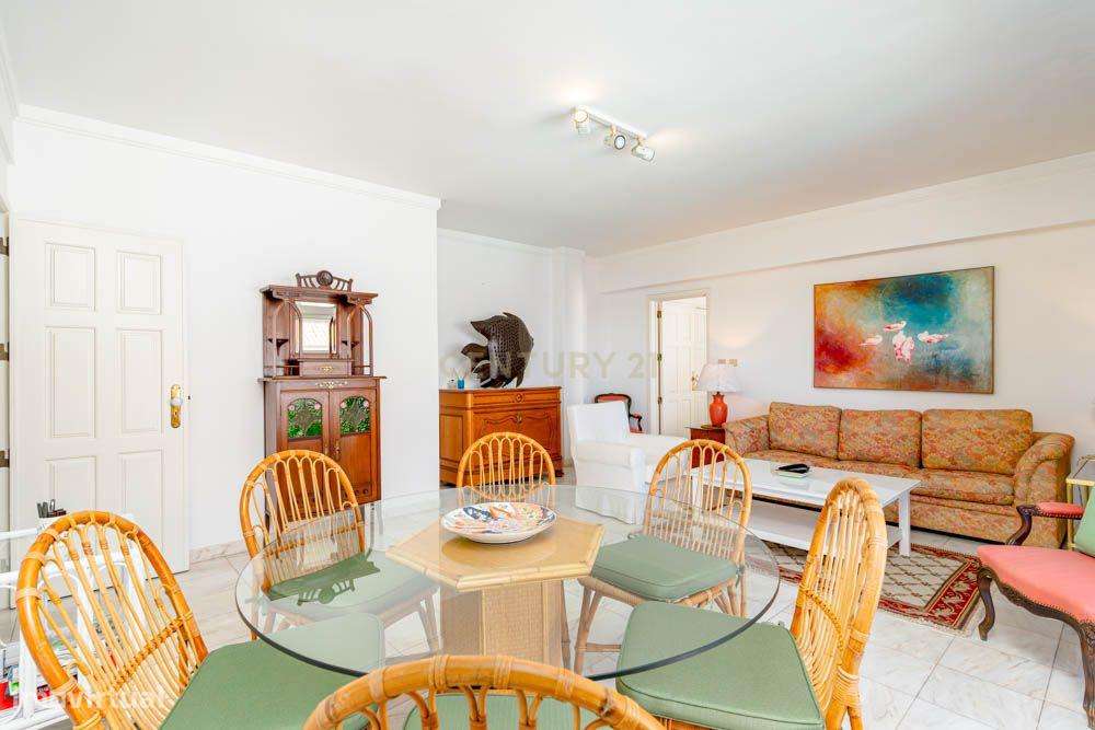 Apartamento T1 no Centro Histórico de Cascais com Vista Mar-13