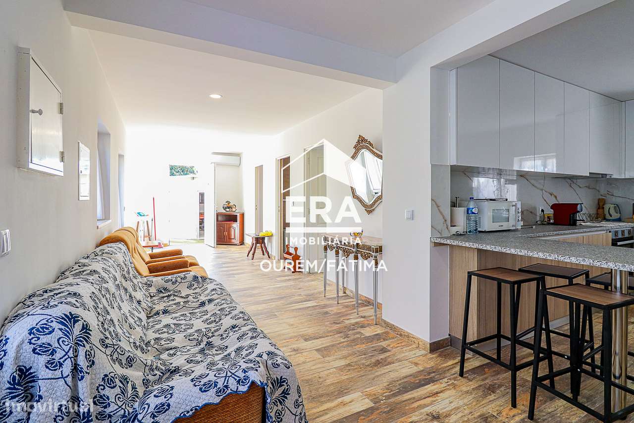 Moradia T3 inserida num terreno de 1.268m²-10