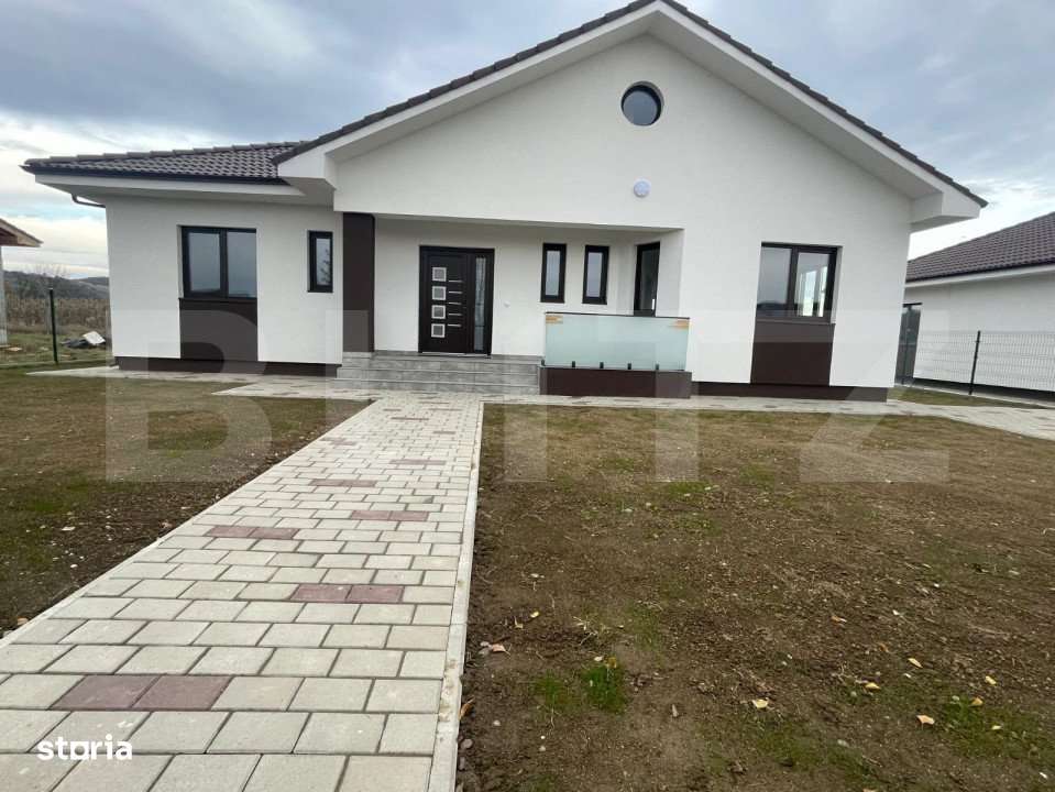 Casa de vanzare, cu 4 camere, 145 mp, 750 mp teren, zona-Unirea - Imagine principală: 1/15