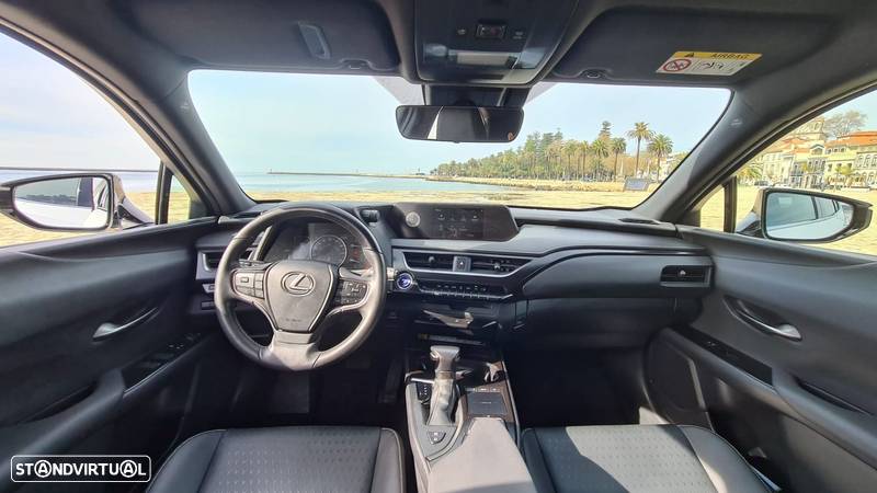 Lexus UX 250h Special Edition (LCA) - 12