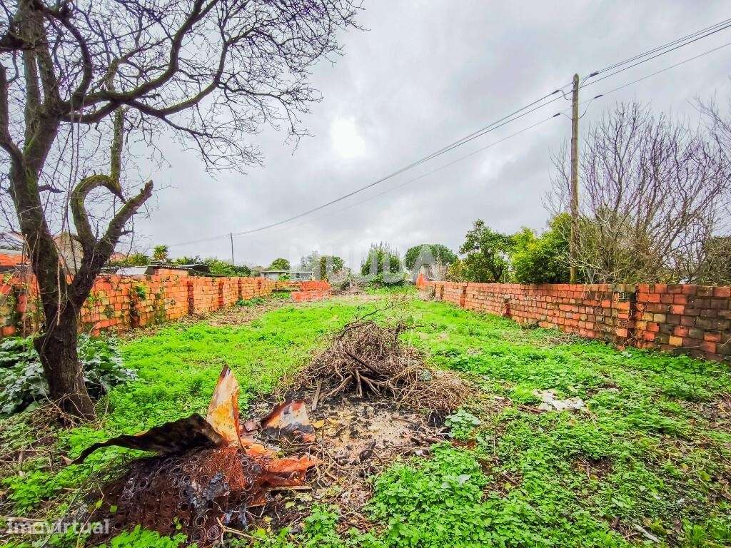 Moradia T2+1 para restauro a 10min Aveiro-22