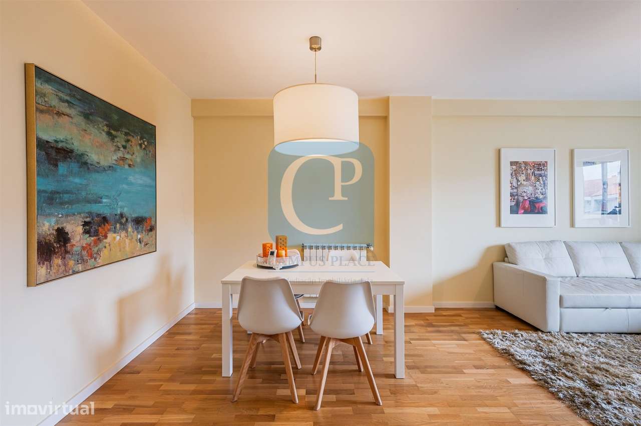 Apartamento T2 com lugar de garagem de arrumos nos Caulinos-5