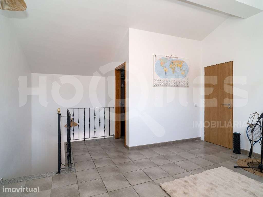 Moradia T3 com Anexo T1 para Alojamento Local | Serra da Boa Viagem...-16