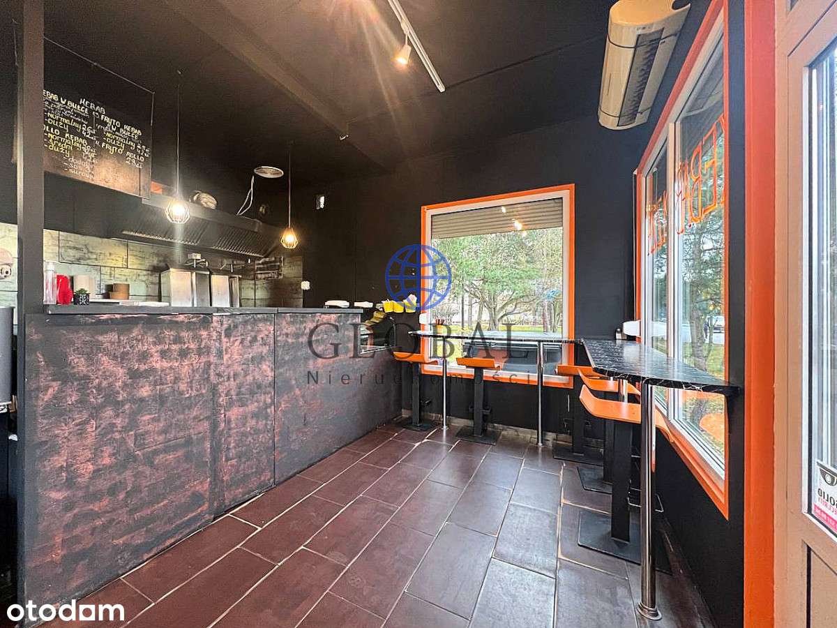 Pawilon gastronomiczny/ vis-à-vis Politechniki-0