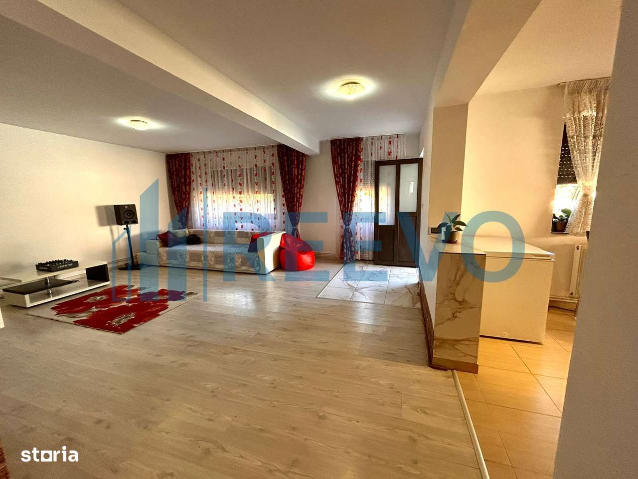 Casă/Vilă de vânzare în Letea Veche, Jud. Bacău-11