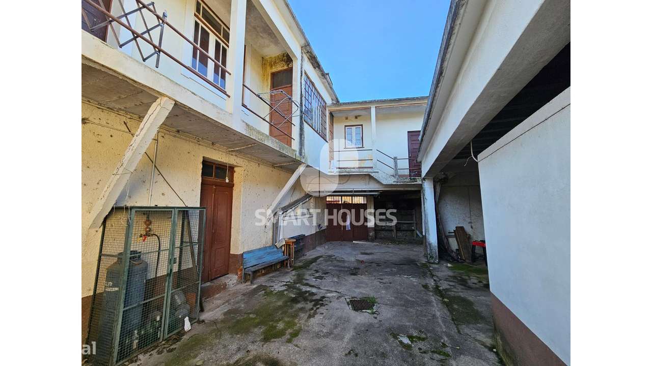 Moradia T4+T2 Pombeiro c/ terreno-22