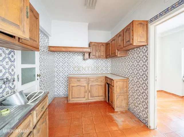 Prédio de Investimento Premium no Centro de Almada | Vista Rio | Eleva-57