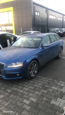 Dezmembram Audi A4 B8 2.0 TDI an fabr. 2011 - 2