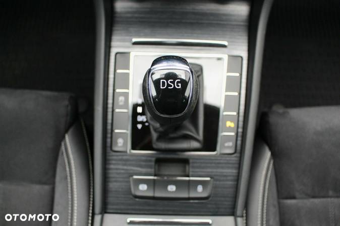 Skoda Superb 2.0 TSI Style DSG - 25