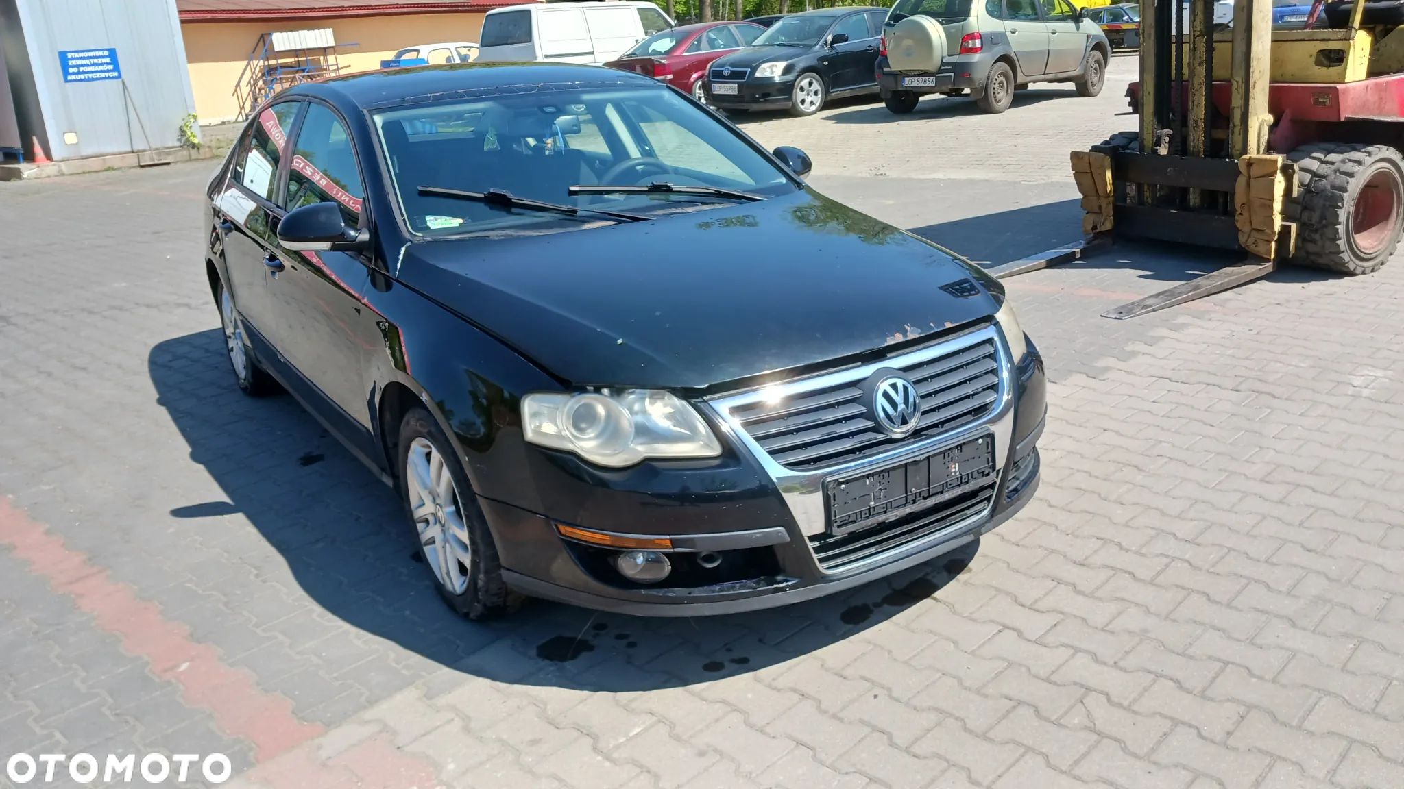 Volkswagen Passat B6 2.0 tdi 140KM skrzynia DSG automat drzwi LC9X podsufitka wnętrze fotele konsola zestaw startowy alufelgi cały na części wszystkie części - 2