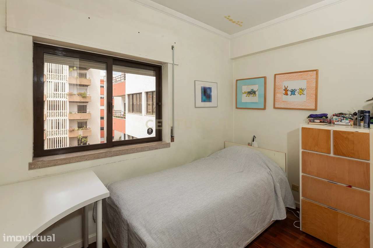 Apartamento T3 Miraflores - Oeiras com Garagem Box-29