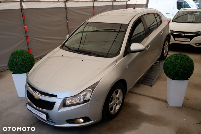 Chevrolet Cruze - 2