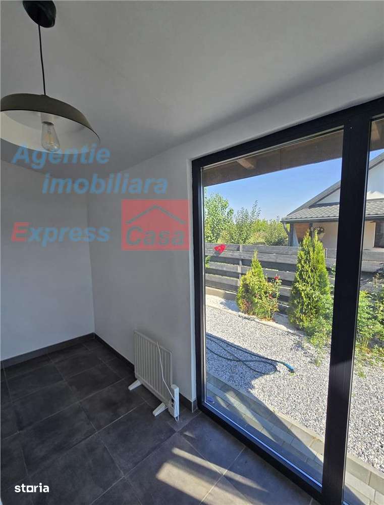 Casa individuala de vanzare, cu 3 camere, in  Lunca Cetatuii-18