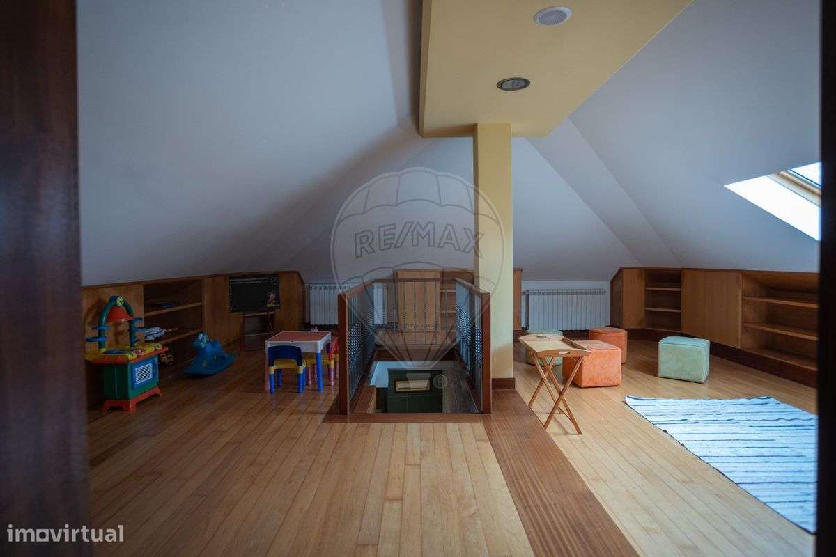 Moradia T7 para venda-37