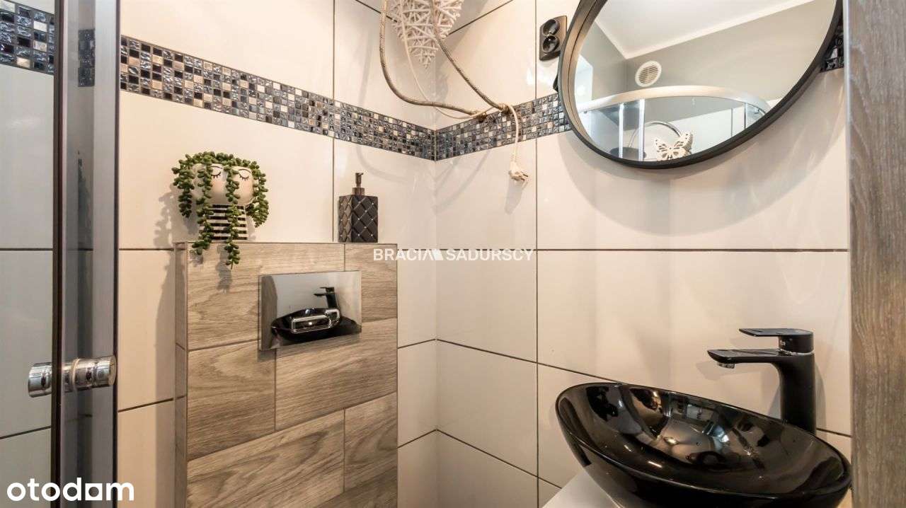 Tauron Arena, tramwaj, kawalerka do wejścia-12