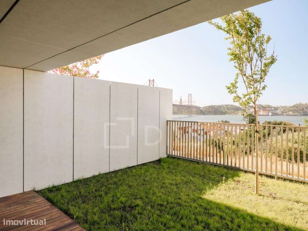 Moradia T5 com jardim em novo empreendimento em Alcântara - Grande imagem: 4/55