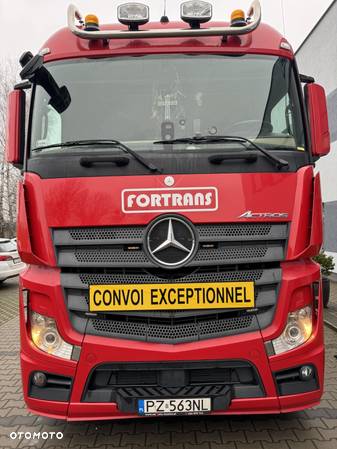 Mercedes-Benz ACTROS - 27