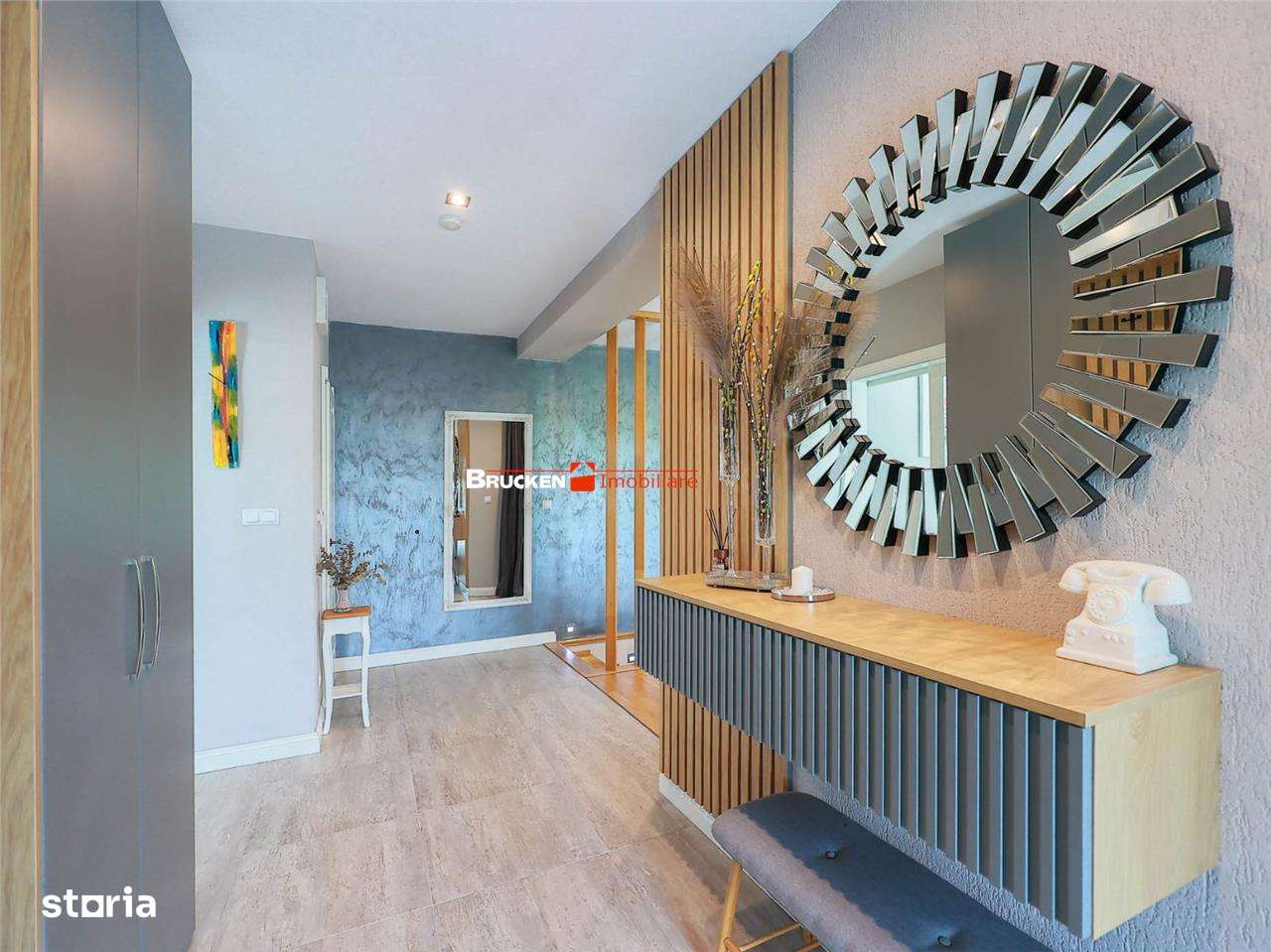 LA DOLCE VITA - VILA SOMPTUOASA, CU PISCINA, PE DEALURILE ORADIEI - Imagine principală: 2/15