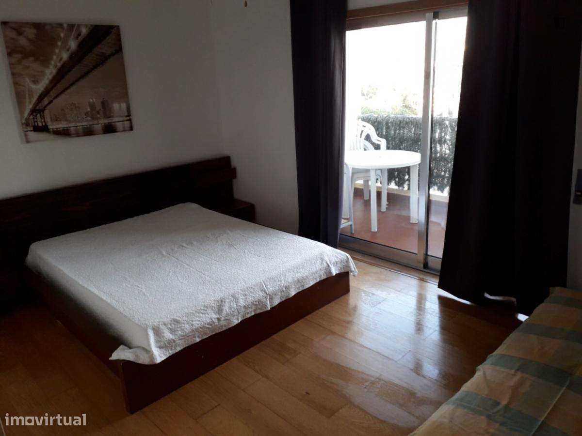 Apartamento com 3 quartos - localizado em Portimao - Grande imagem: 5/9