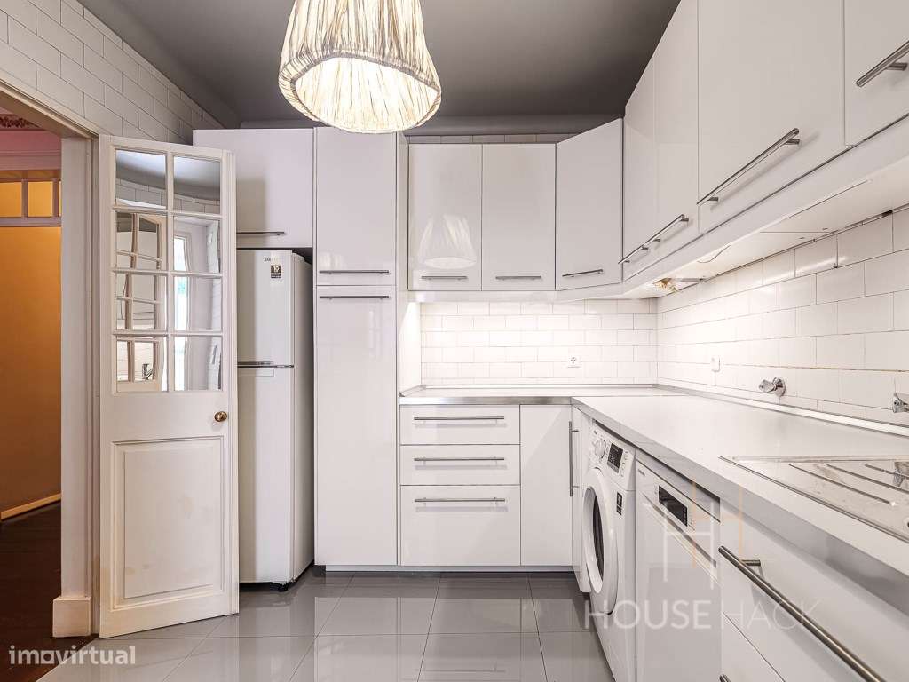 Apartamento T3 com logradouro na Rua de São Bento-24